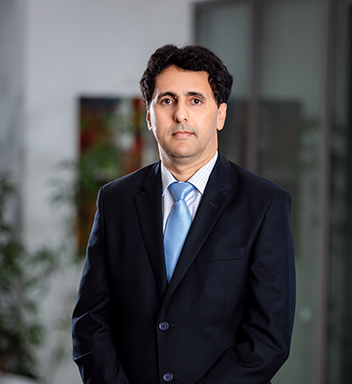 Dr. Rachid Chakib
